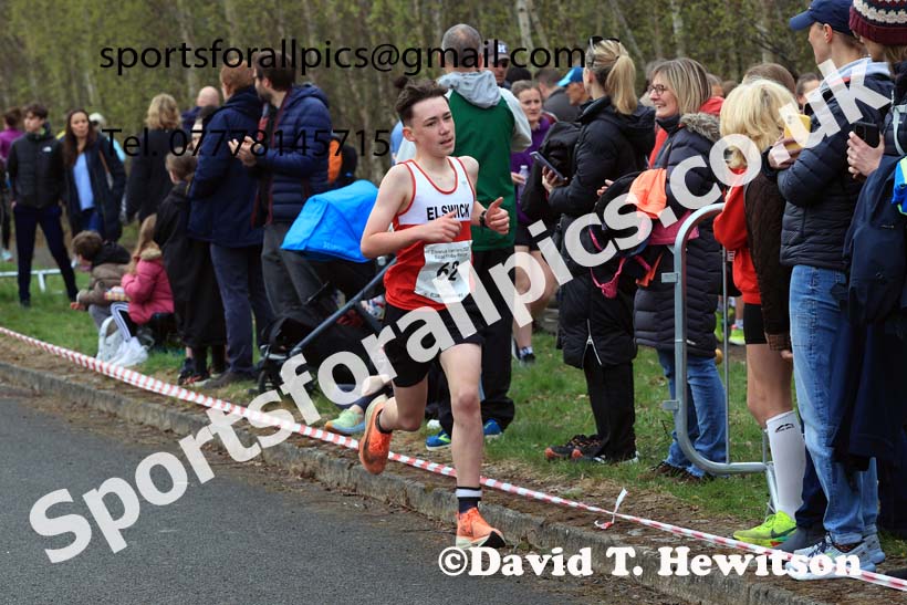 Boys and Girls under-15s, 2025 Elswick Harriers Good Friday Road Relays, Newburn, Newcastle upon Tyne. Photo: David T. Hewitson/Sports for All Pics
